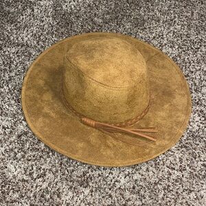 Western style had perfect for pictures or a concert